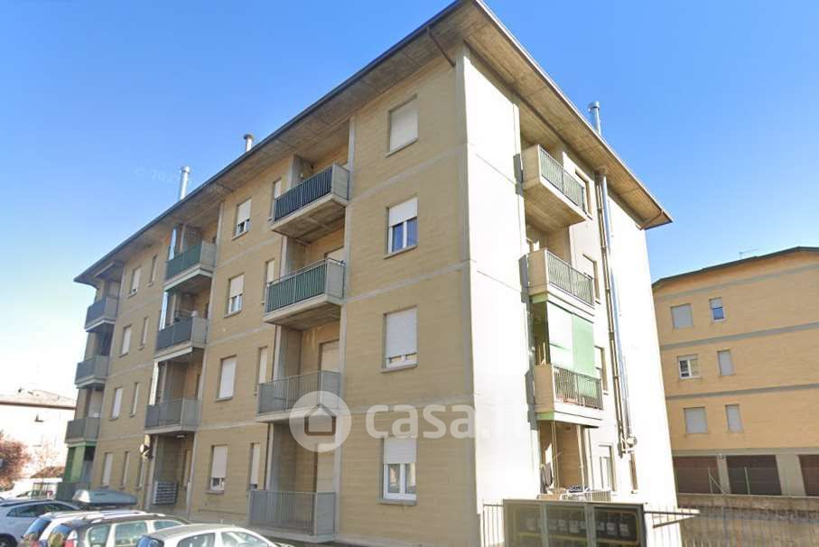 Appartamento in Vendita in Via Raffaello Sanzio a Ponte San Pietro