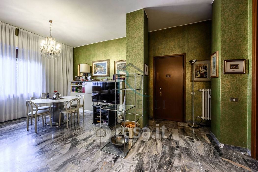 Appartamento in Vendita in Via Giuseppe Ripamonti 166 a Milano