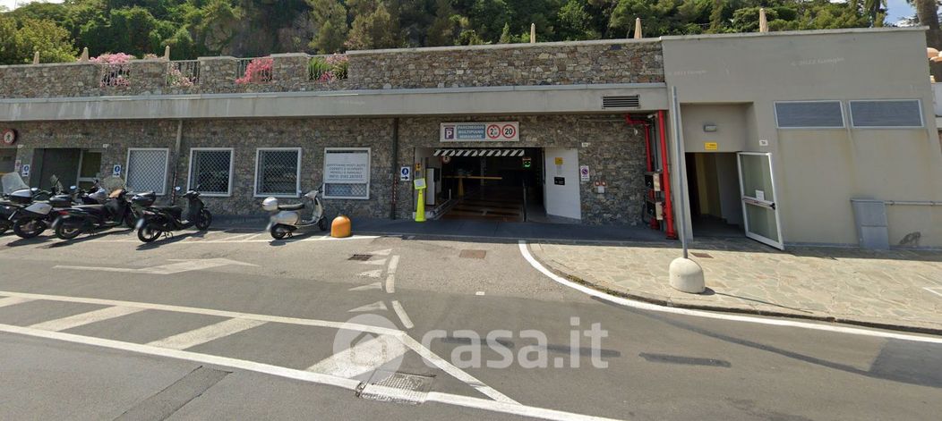 Garage/Posto auto in Affitto in Via milite ignoto 35 a Santa Margherita Ligure