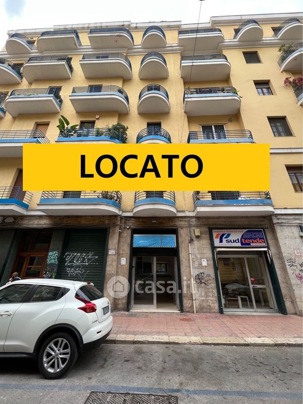 Negozio/Locale commerciale in Affitto in Via Abbrescia 42 a Bari