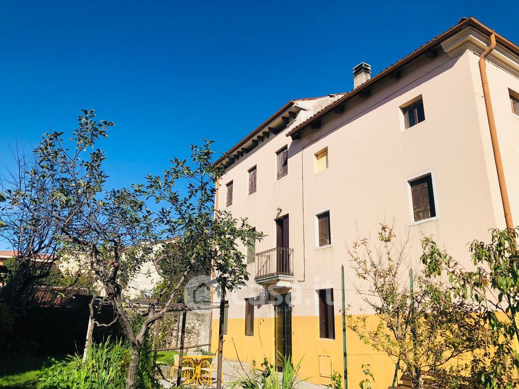 Casa indipendente in Vendita in Via Trento Trieste a San Vito di Leguzzano