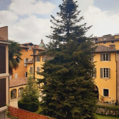 Appartamento in Vendita in Via Boiardi 4 a Reggio Emilia