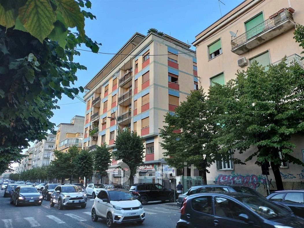 Appartamento in Vendita in Via Carlo Cattaneo 7 a Cosenza