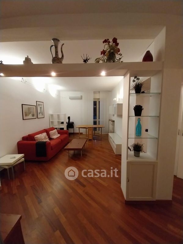 Appartamento in Affitto in Via Giosuè Borsi 8 a Milano