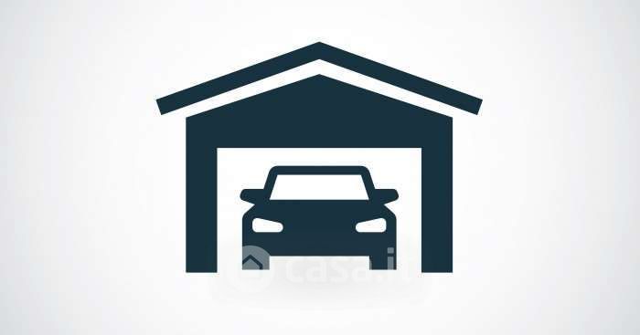 Garage/Posto auto in Vendita in a Spotorno