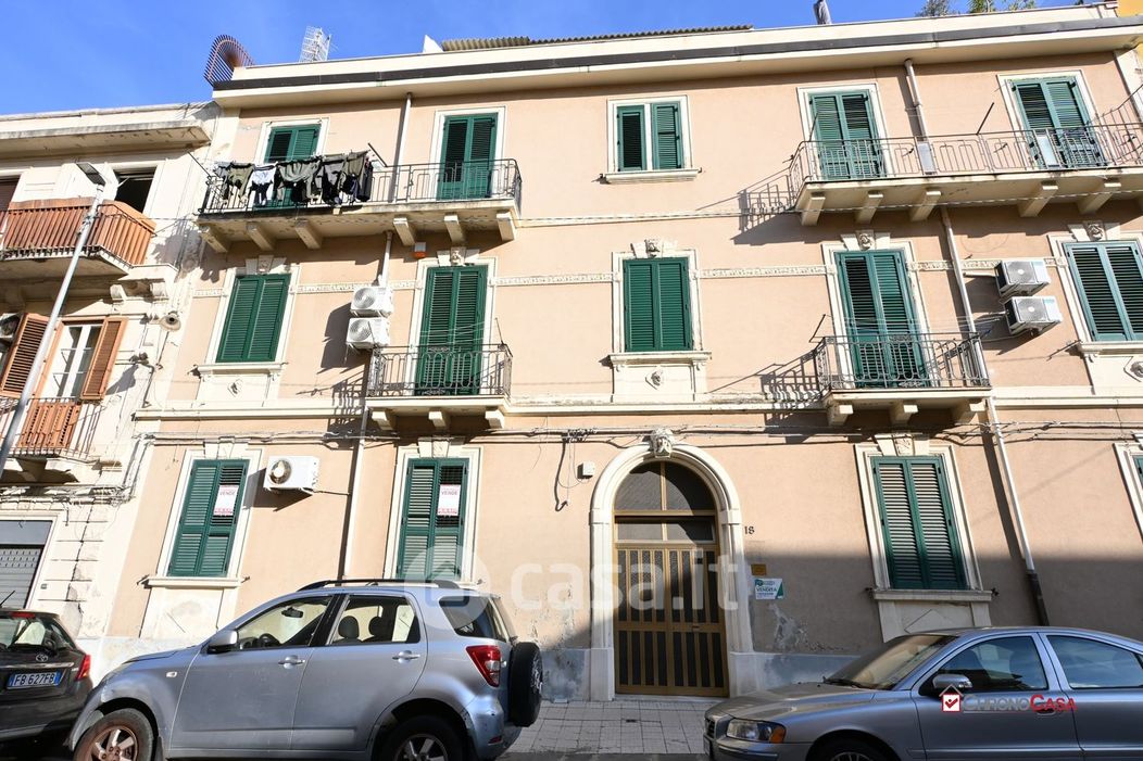 Appartamento in Vendita in Via Lenzi a Messina