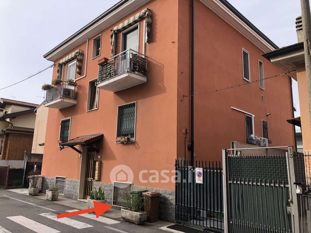 Appartamento in Vendita in Via Monte Vesuvio 11 a Cinisello Balsamo
