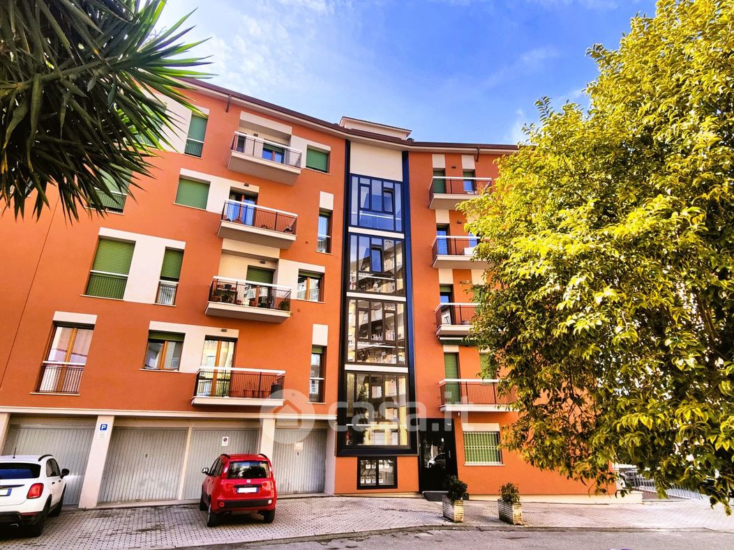 Appartamento in Vendita in Via Sergio Corazzini 24 a Perugia