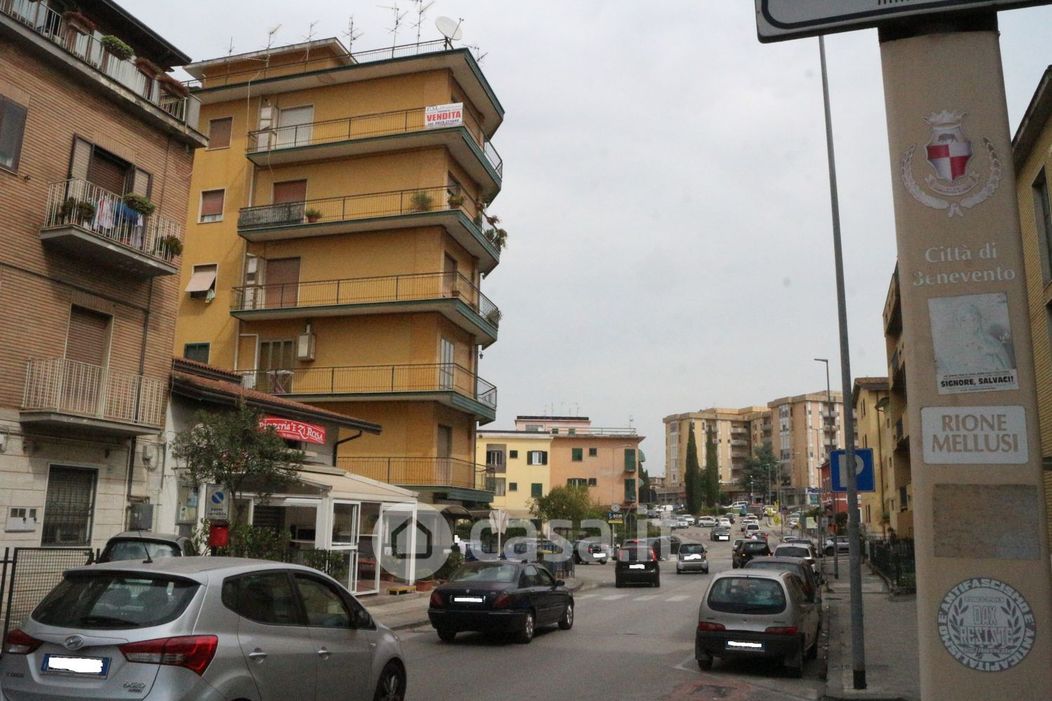 Appartamento in Vendita in Via Almerico Meomartini 29 a Benevento