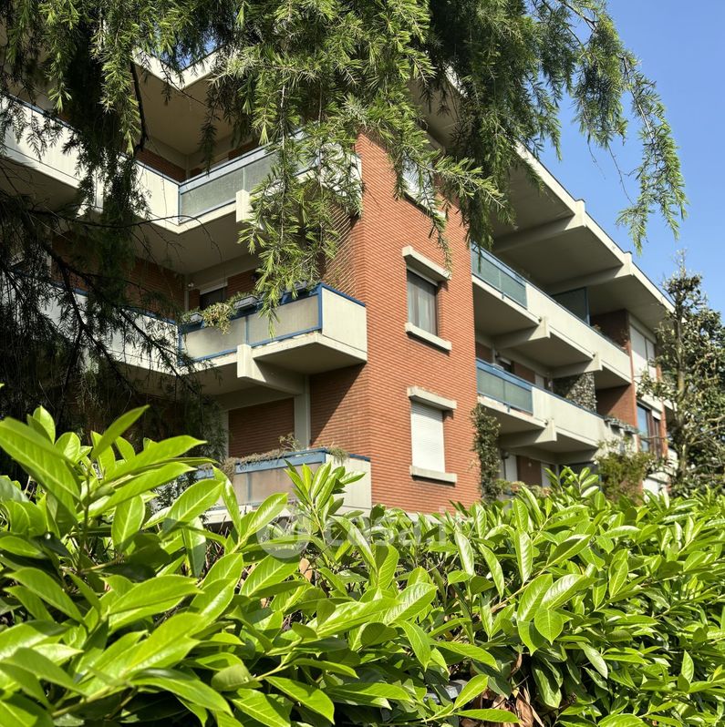 Appartamento in Vendita in Via Nicolò Matarelli a Modena