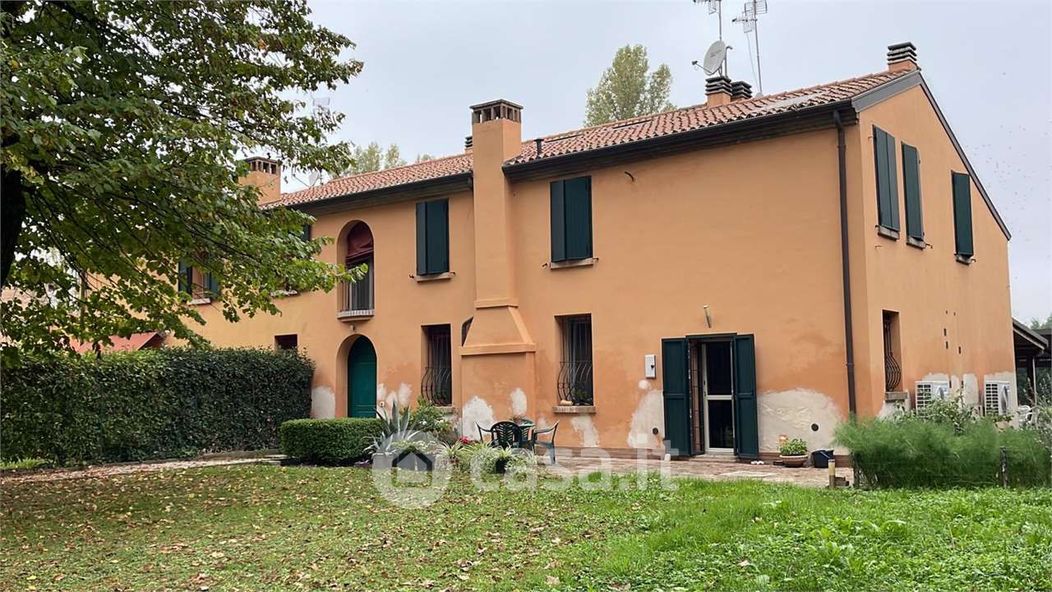 Villa in Vendita in Via dei Calzolai 295 a Ferrara