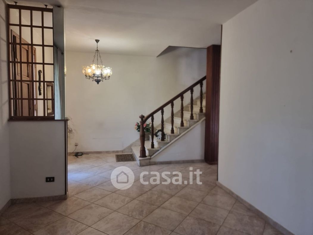 Casa Bi/Trifamiliare in Vendita in Via dei Praticelli 7 a Castelfiorentino
