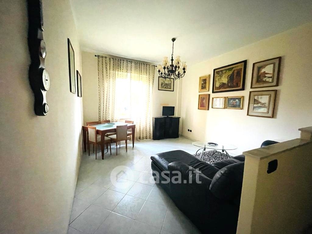 Appartamento in Vendita in Via Osvaldo Prosperi a La Spezia