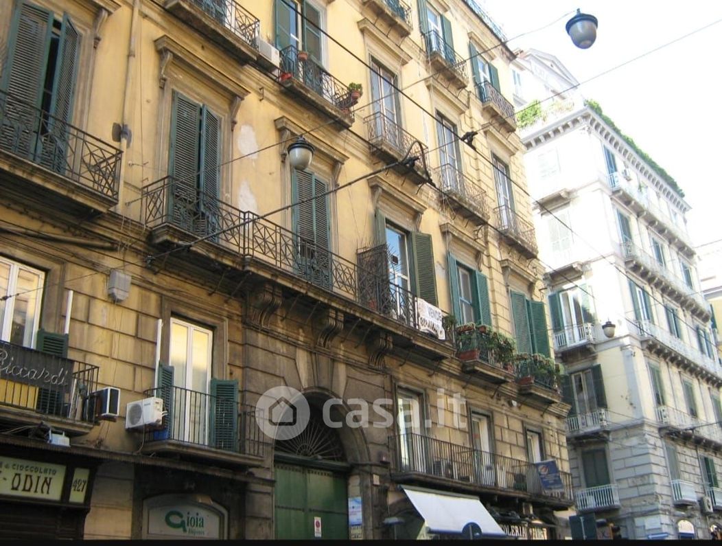 Appartamento in Vendita in Via Toledo 424 a Napoli