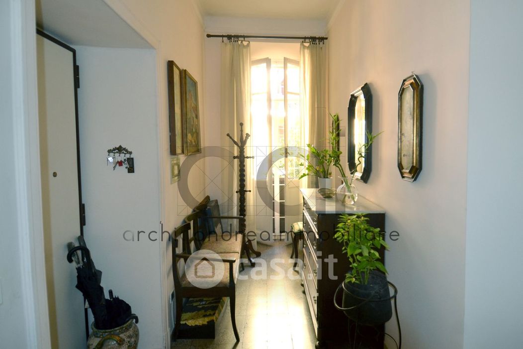 Appartamento in Vendita in Via Ufente a Roma