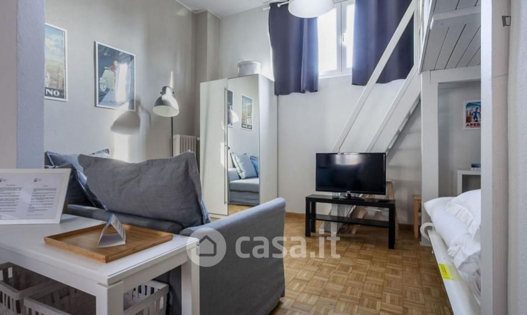 Appartamento in Affitto in Viale Col di Lana a Milano