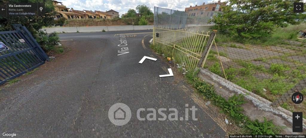 Terreno edificabile in Vendita in Via Castrovetere a Roma