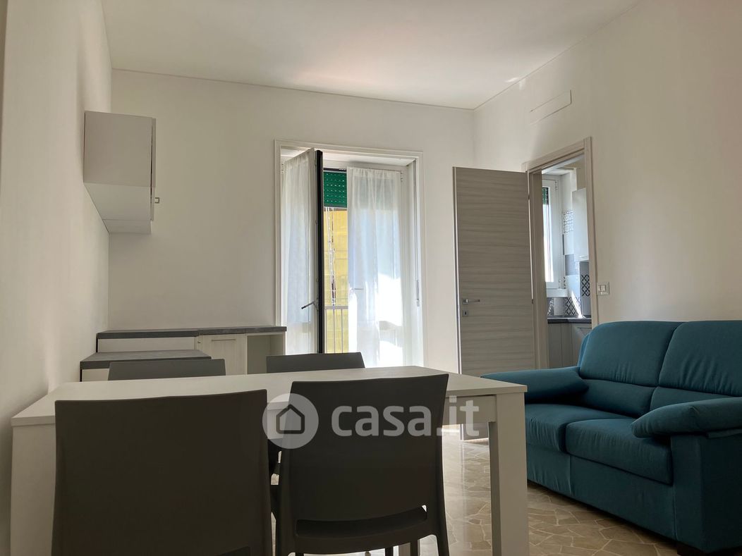 Appartamento in Affitto in Viale Bacchiglione 12 a Milano