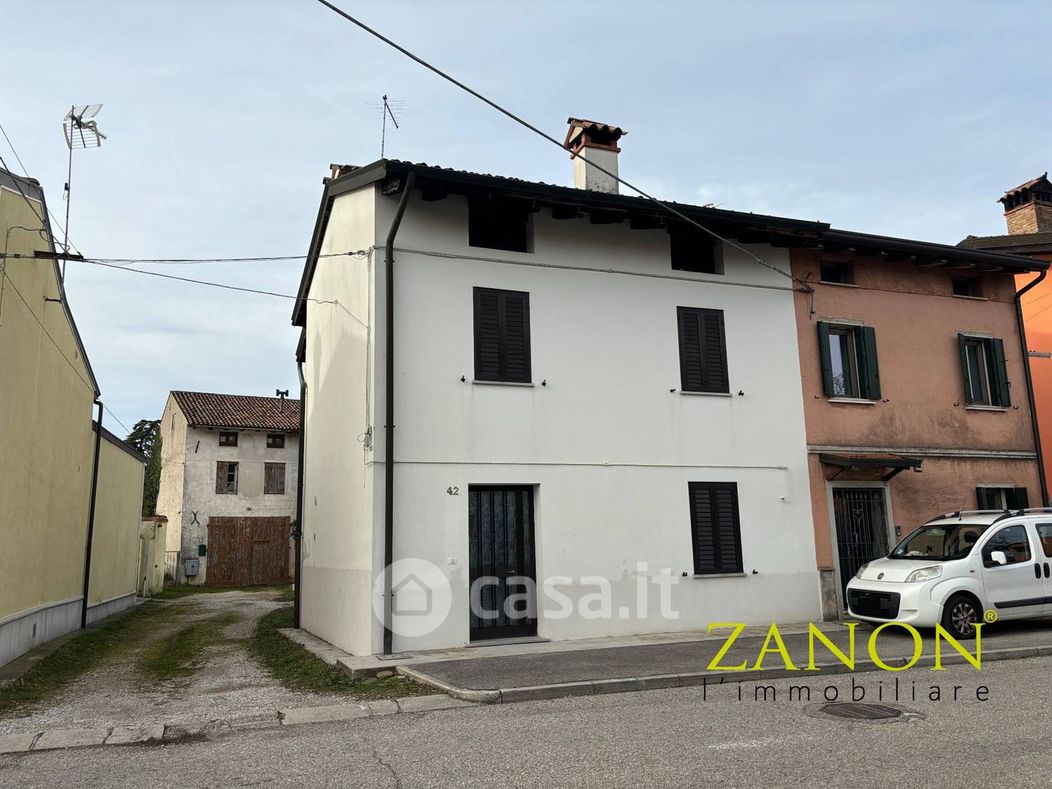 Casa Bi/Trifamiliare in Vendita in Via Gavinana a San Lorenzo Isontino