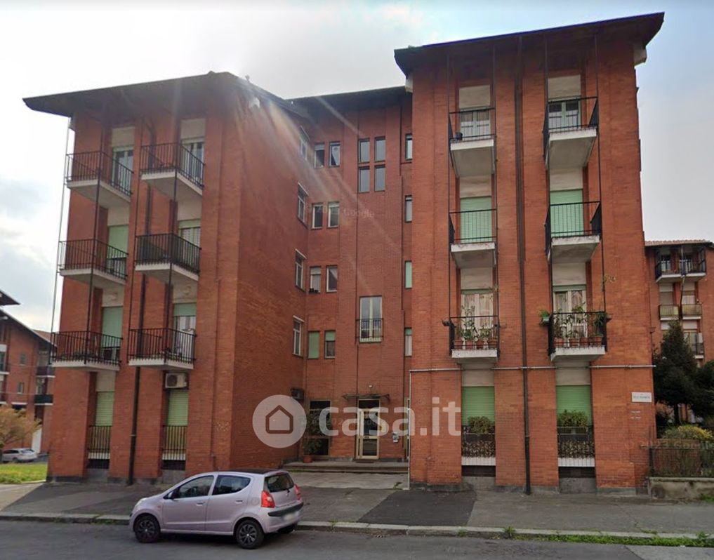 Appartamento in Vendita in Via delle Pervinche 79 a Torino
