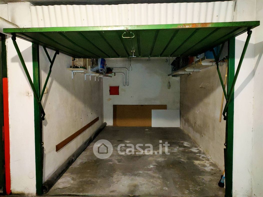 Garage/Posto auto in Vendita in a Verona