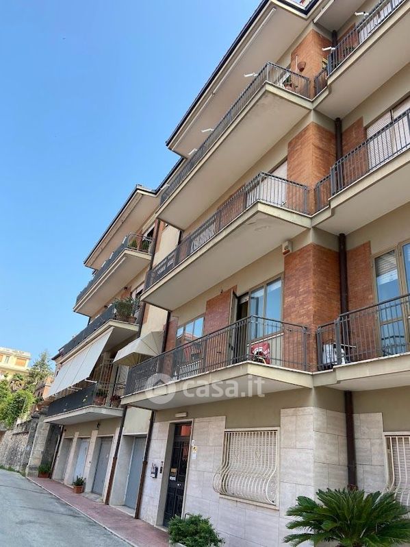 Appartamento in Vendita in Via G. Acciaccarelli a Frosinone