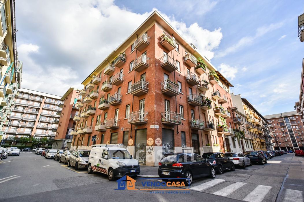 Appartamento in Vendita in Via Privata Domenico Tibone 1 a Torino