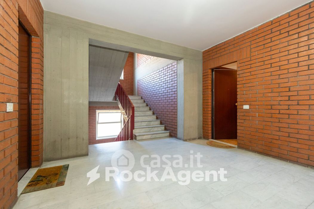 Appartamento in Vendita in Via Gaetano Donizetti 24 a San Giovanni la Punta