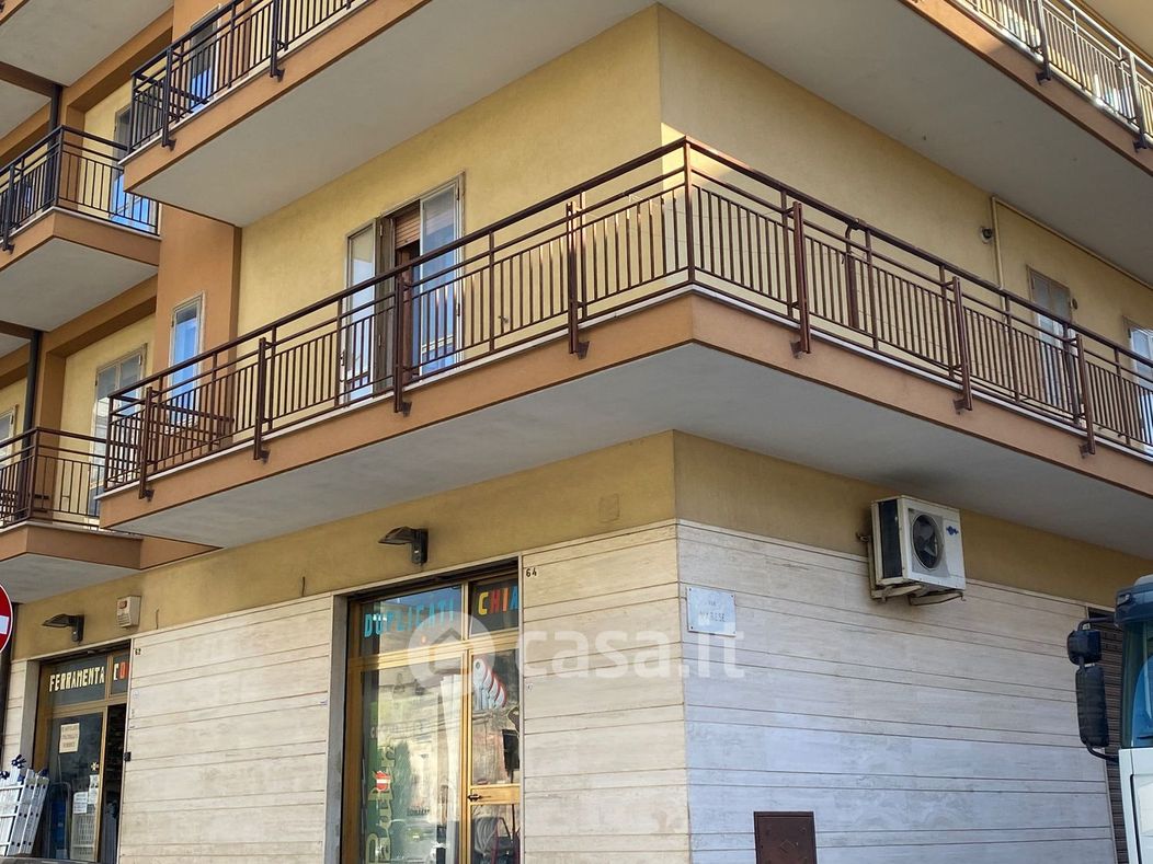 Appartamento in Vendita in Via Varese a Altamura