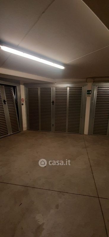 Garage/Posto auto in Vendita in Via Antonietta de Giambattista 4 a Chiavenna