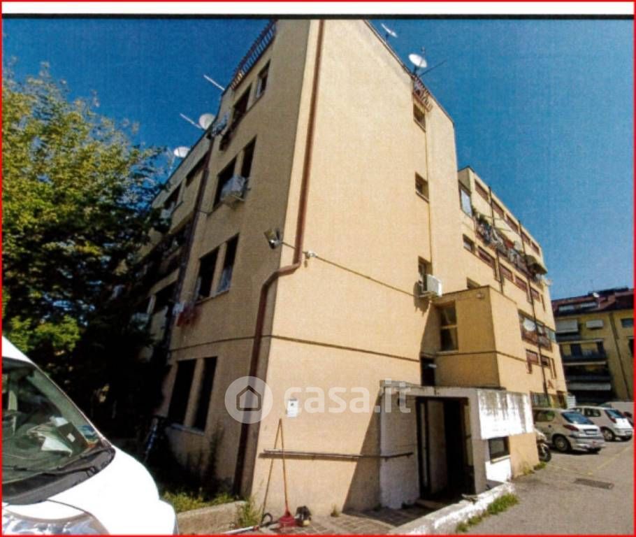 Appartamento in Vendita in Via Altichieri da Zevio 61 a Padova