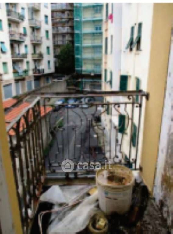 Appartamento in Vendita in Via Sapello 53 a Genova