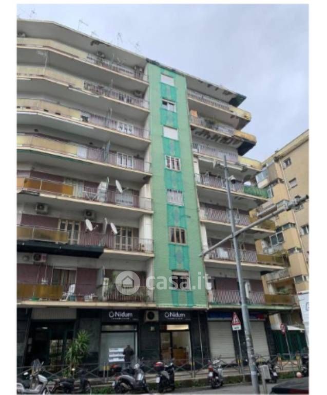 Appartamento in Vendita in Via Luigi Caldieri 127 a Napoli