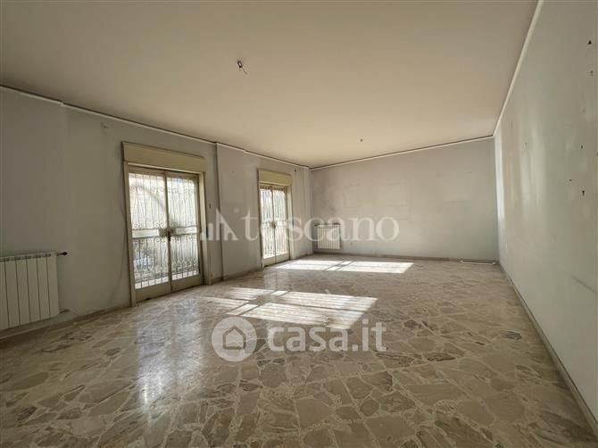 Appartamento in Vendita in Via Franz Lehar a Palermo