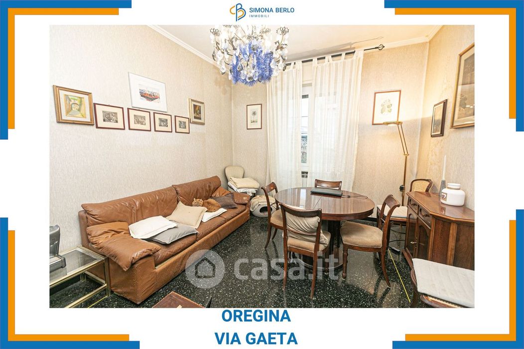 Appartamento in Vendita in Via Gaeta a Genova