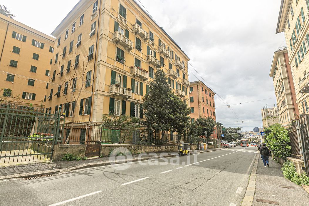 Appartamento in Vendita in Via Balbi a Genova