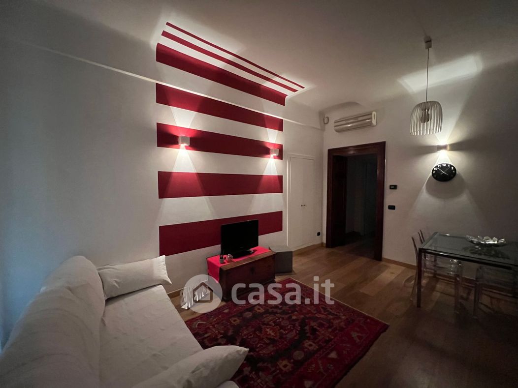 Appartamento in Affitto in Via San Francesco da Paola 44 a Torino