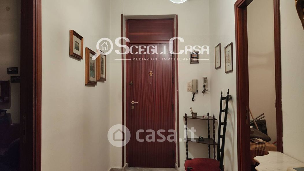 Appartamento in Vendita in Via Francesco Paolo Perez 214 a Palermo