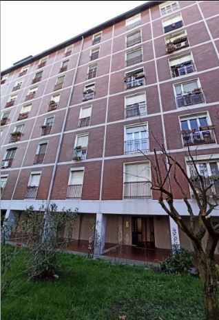 Appartamento in Vendita in Via Agostino Depretis 109 a Milano