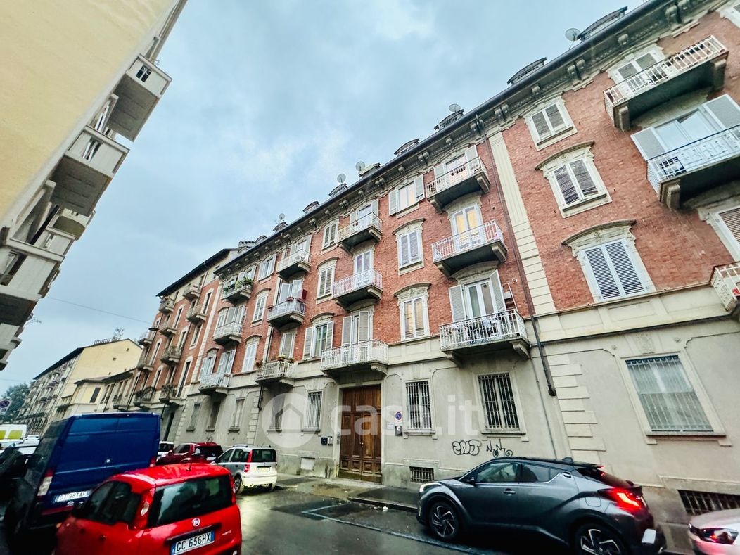 Appartamento in Vendita in Via Pier Dionigi Pinelli 29 a Torino