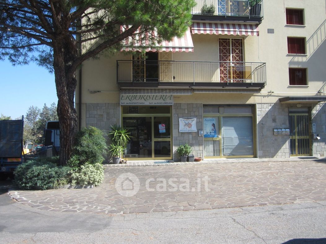 Negozio/Locale commerciale in Vendita in a Castel San Pietro Terme