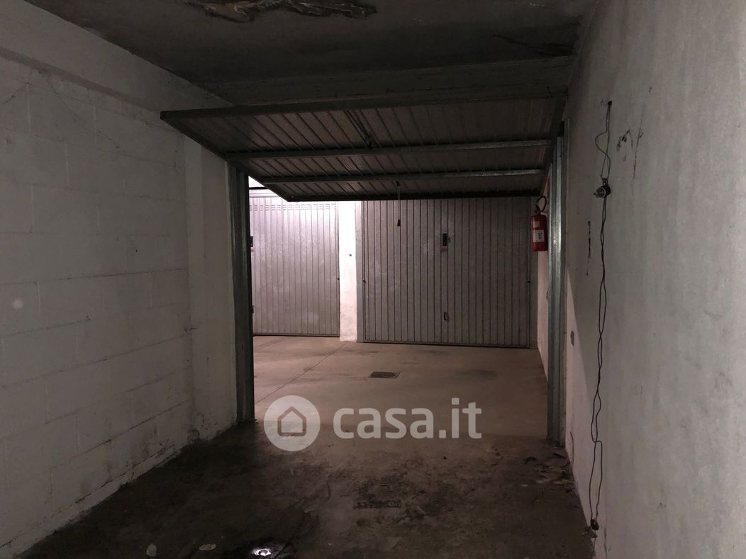 Garage/Posto auto in Vendita in Via della cunetta 13 a Rocca Priora