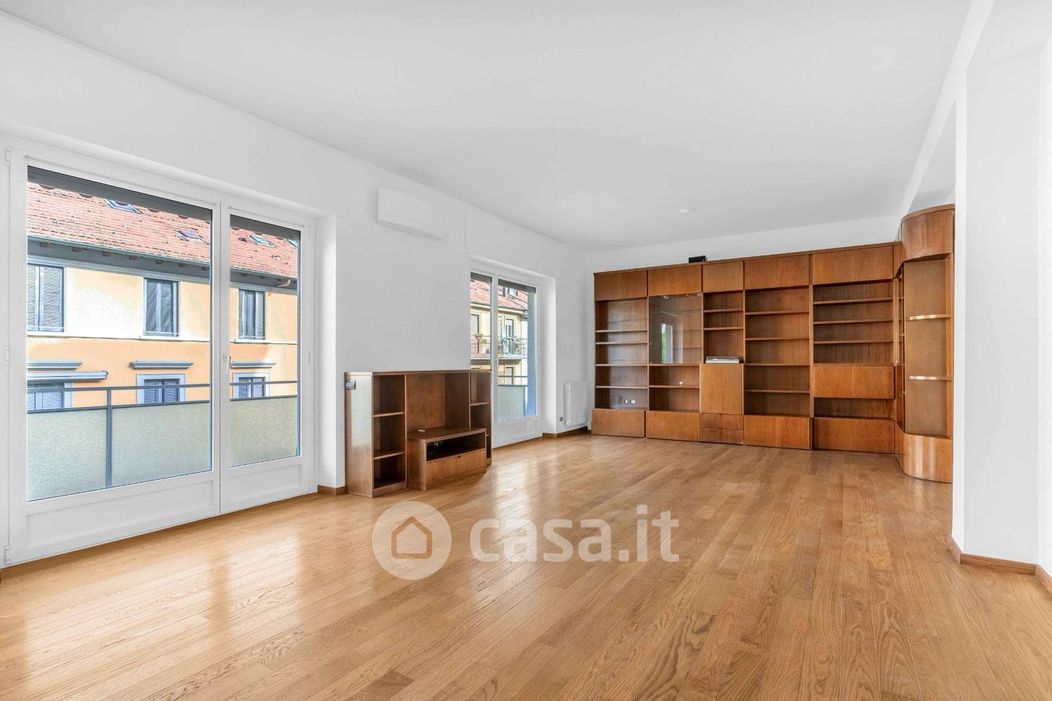 Appartamento in Affitto in Via Romolo Gessi 48 a Milano