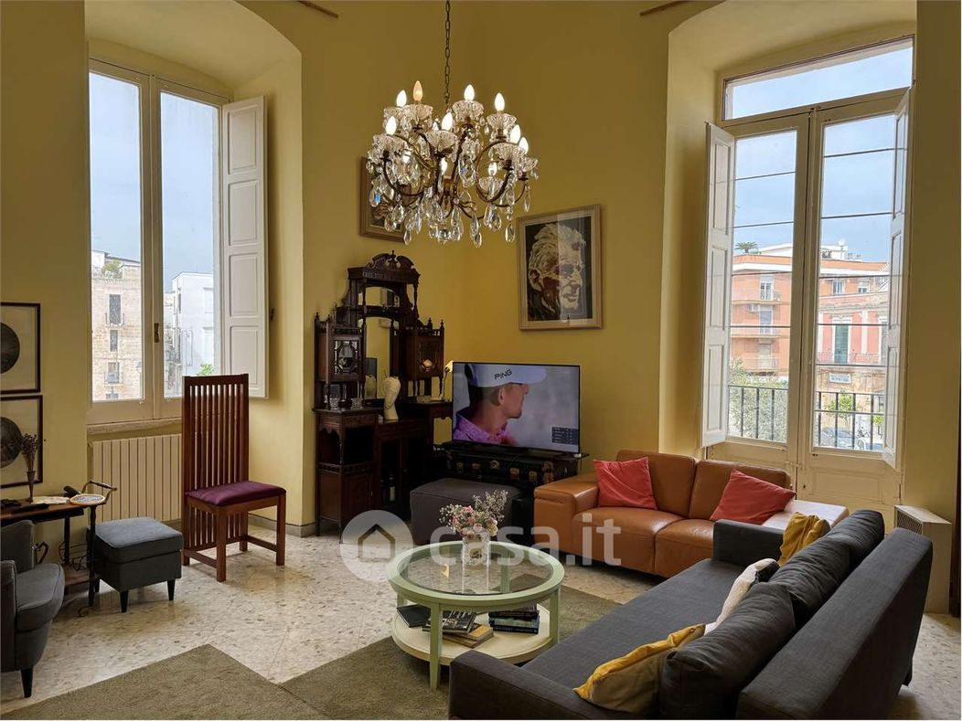 Appartamento in Vendita in Via Guglielmo Oberdan 5 a Noicattaro