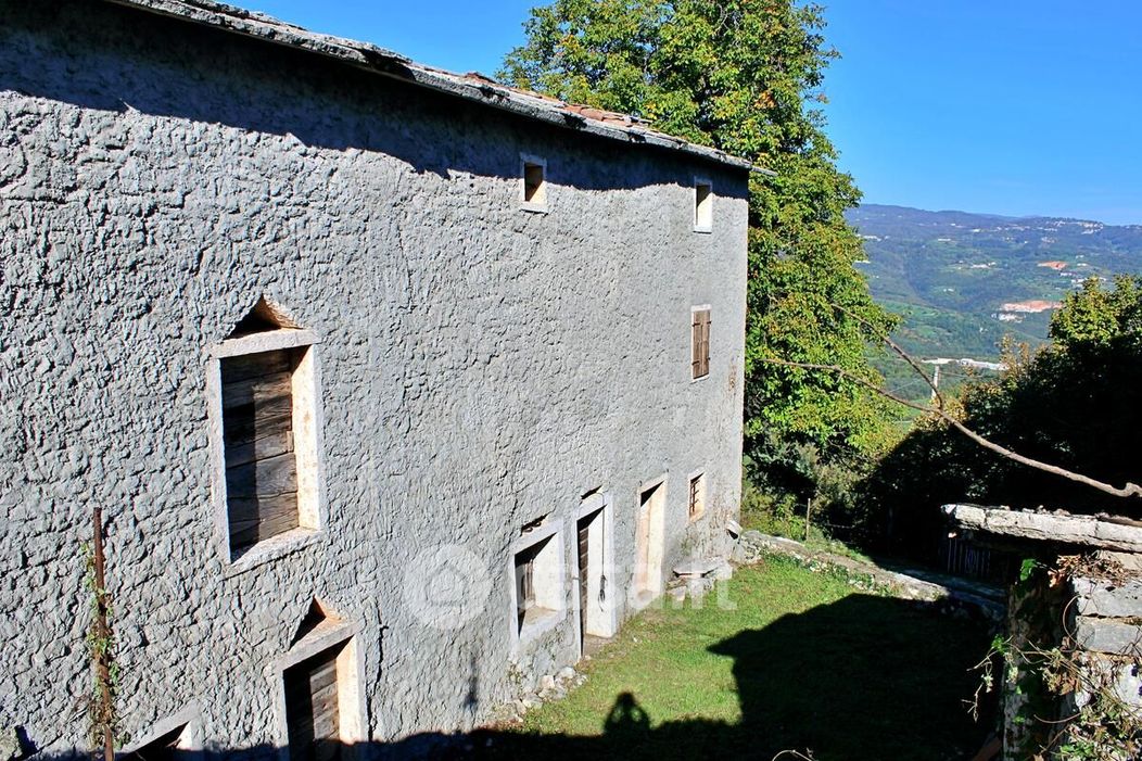 Rustico/Casale in Vendita in Via Monte Masua 15 a Sant'Anna d'Alfaedo