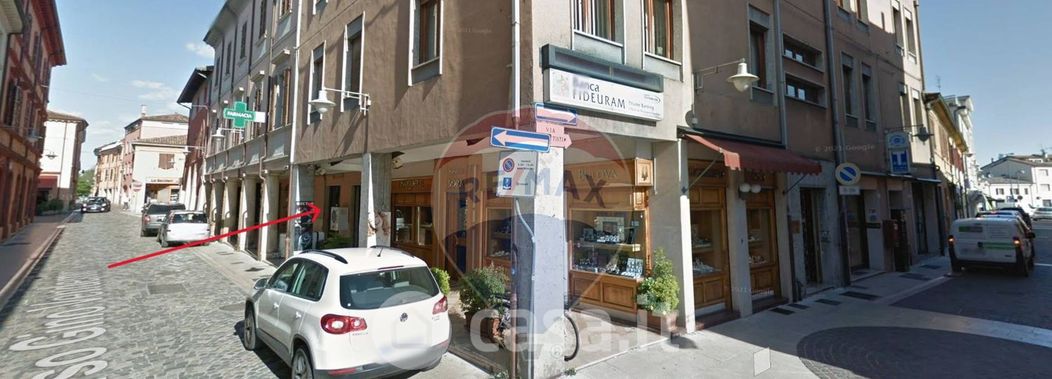 Negozio/Locale commerciale in Vendita in Corso Gino Vendemini 24 a Savignano sul Rubicone