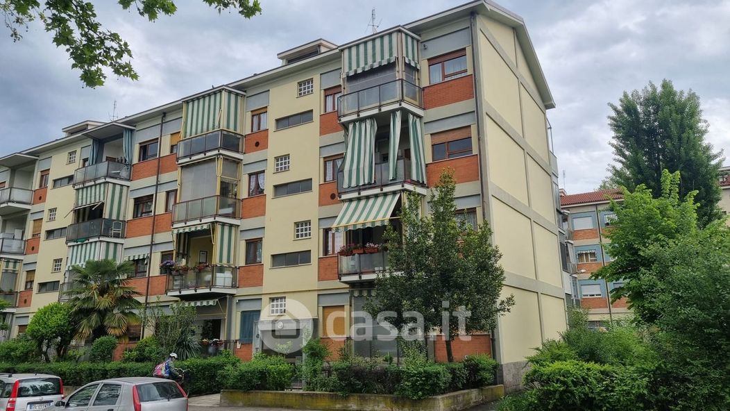 Appartamento in Vendita in Via delle Primule 42 a Torino