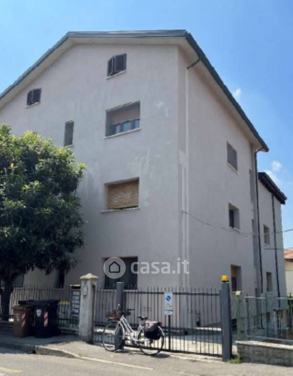 Appartamento in Vendita in Via Raffaello Sanzio 41 a Piacenza
