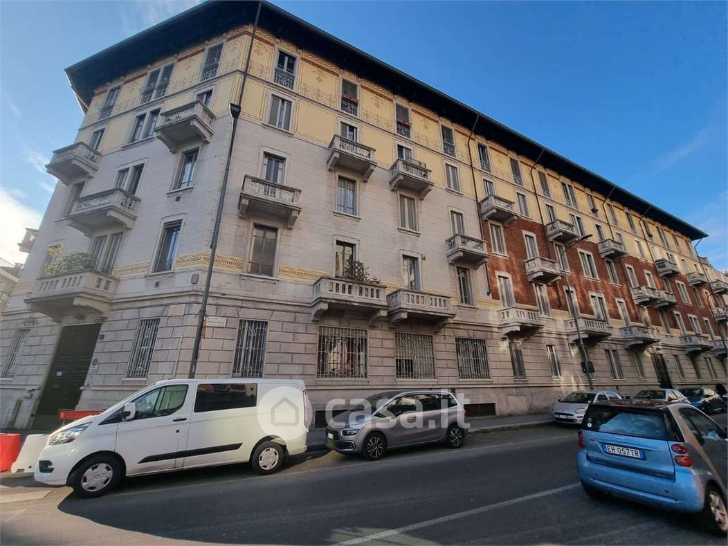 Appartamento in Affitto in Via Giorgio Washington a Milano
