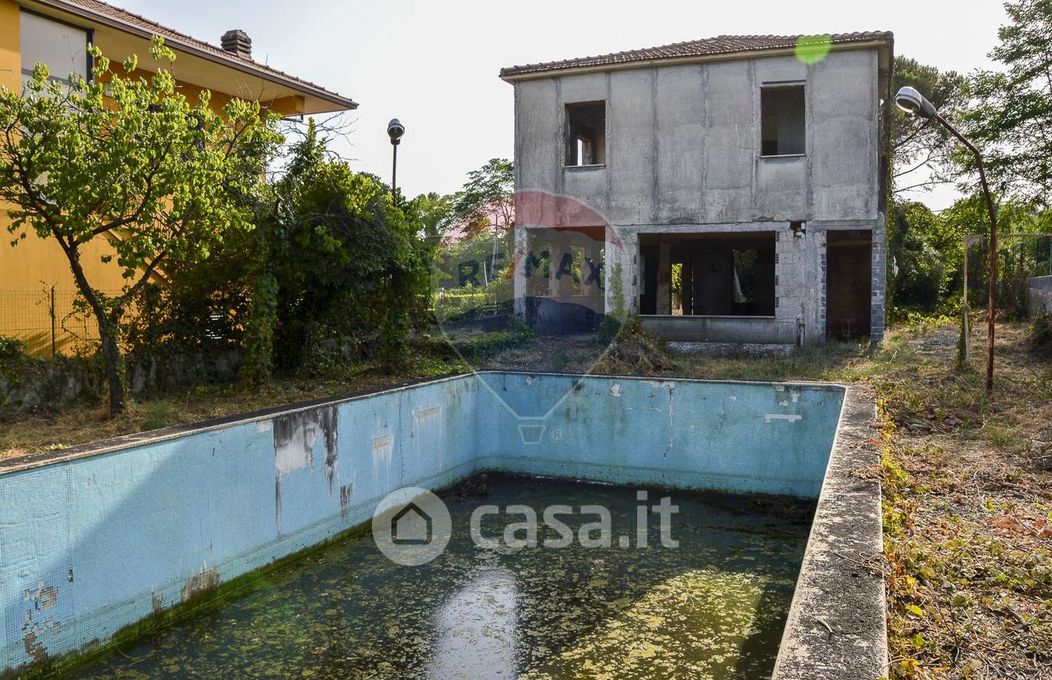 Villa in Vendita in Via Etnea 572 a Tremestieri Etneo